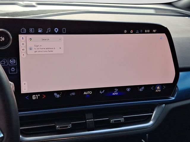 Used 2024 Chevrolet Equinox EV LT FWD image 16