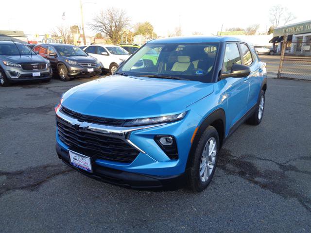 Used 2025 Chevrolet TrailBlazer LS w/ LS Convenience Package AWD/4WD image 12