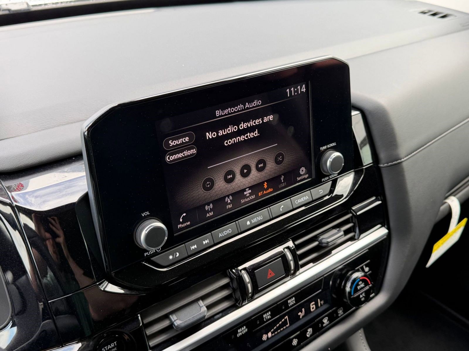 Certified 2025 Nissan Pathfinder SV image 26