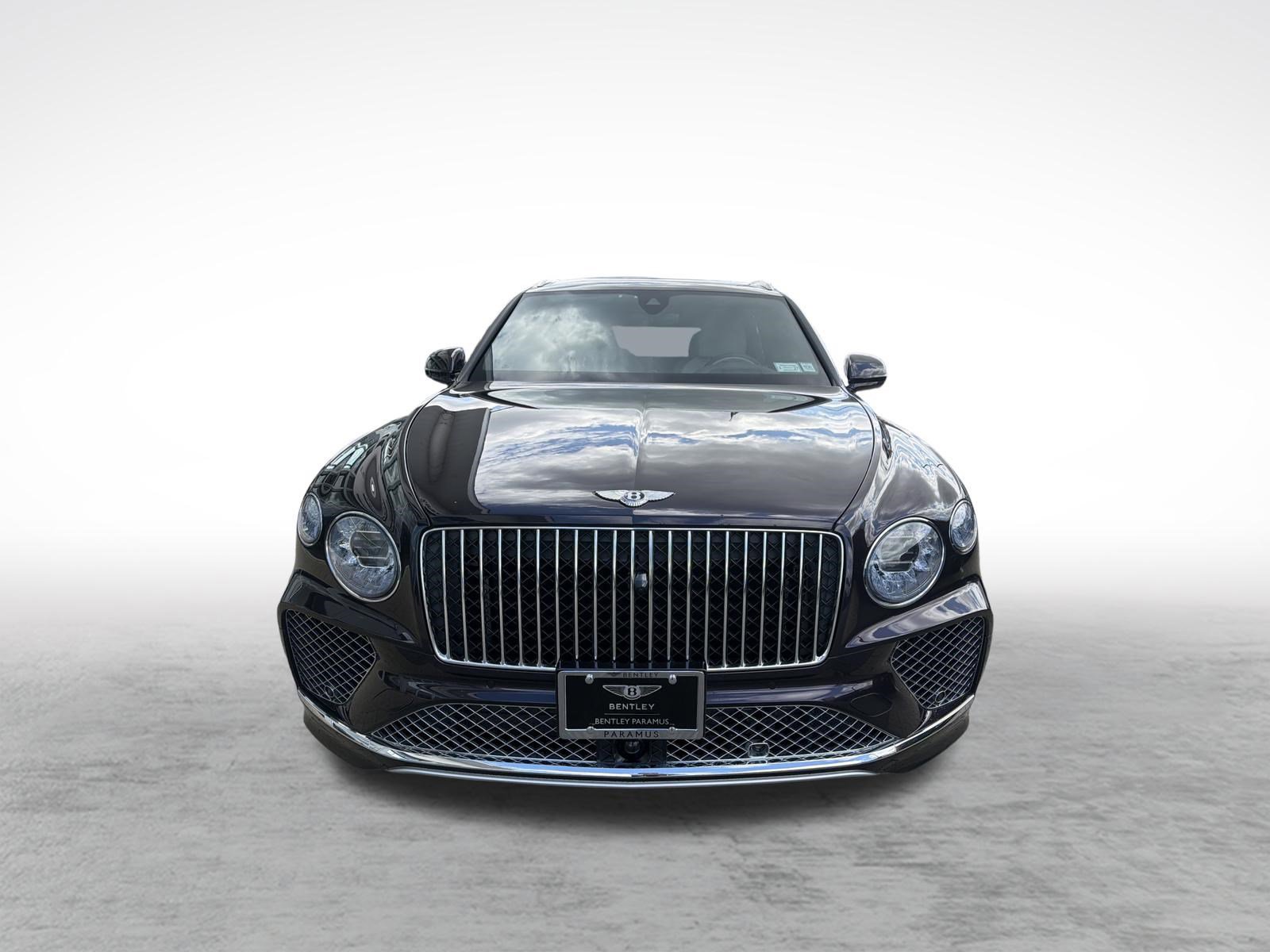 Used 2024 Bentley Bentayga Extended Wheelbase AWD/4WD image 7