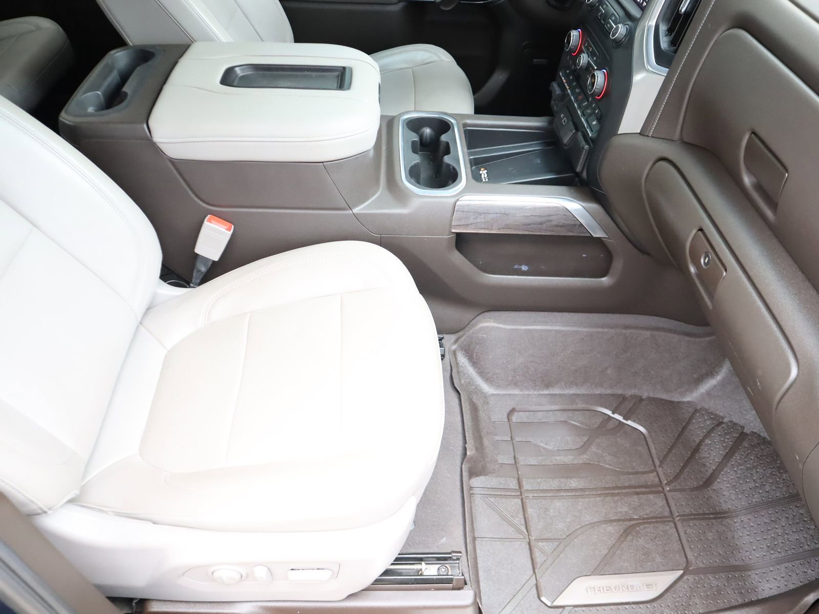 Used 2019 Chevrolet Silverado 1500 LTZ w/ LTZ Texas Edition image 50