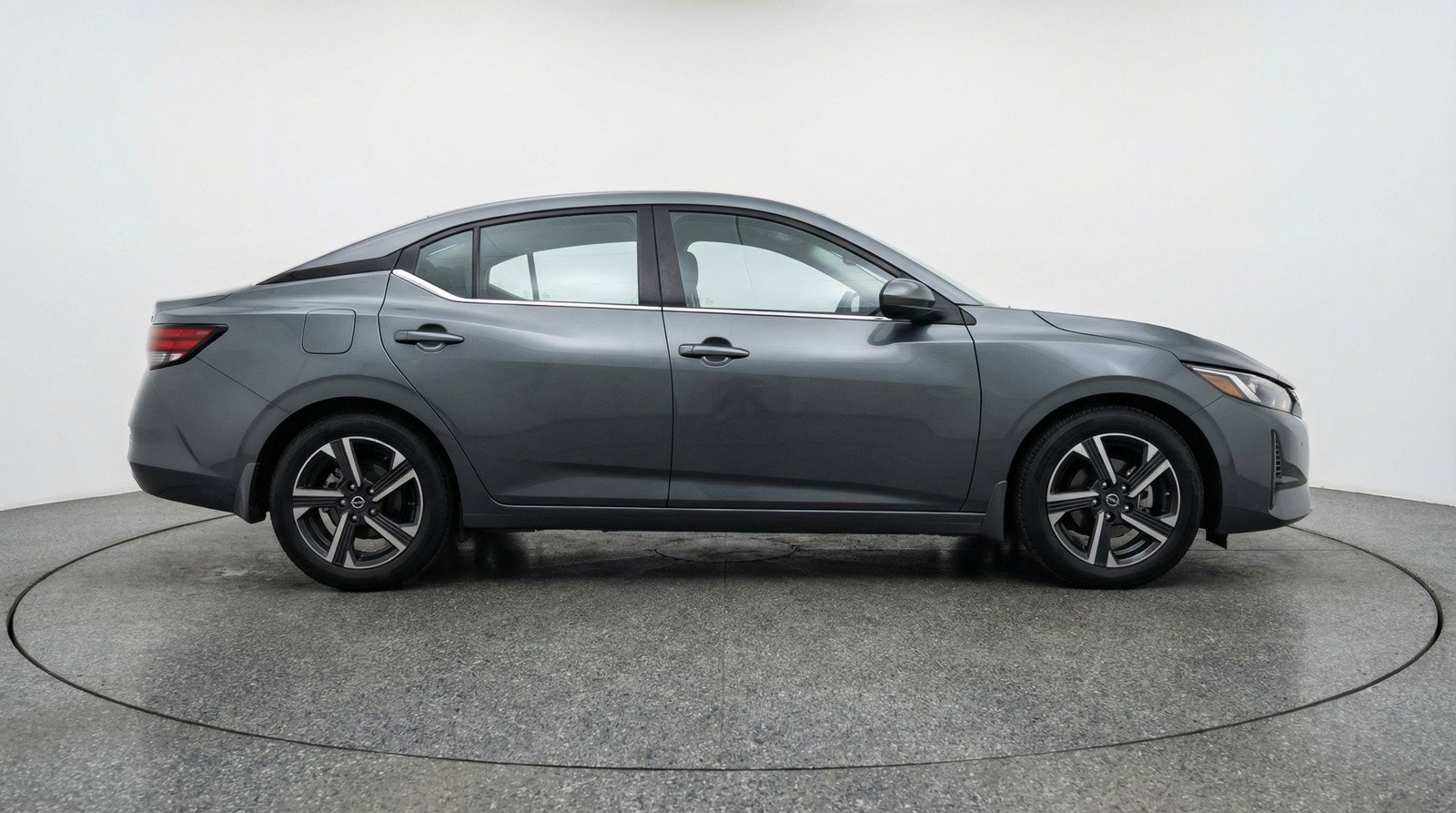 Used 2025 Nissan Sentra SV FWD image 11
