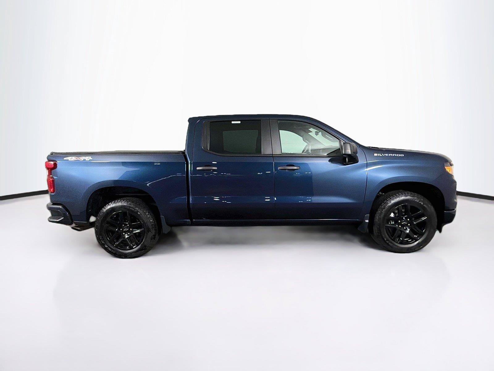 Used 2022 Chevrolet Silverado 1500 Custom AWD/4WD image 12
