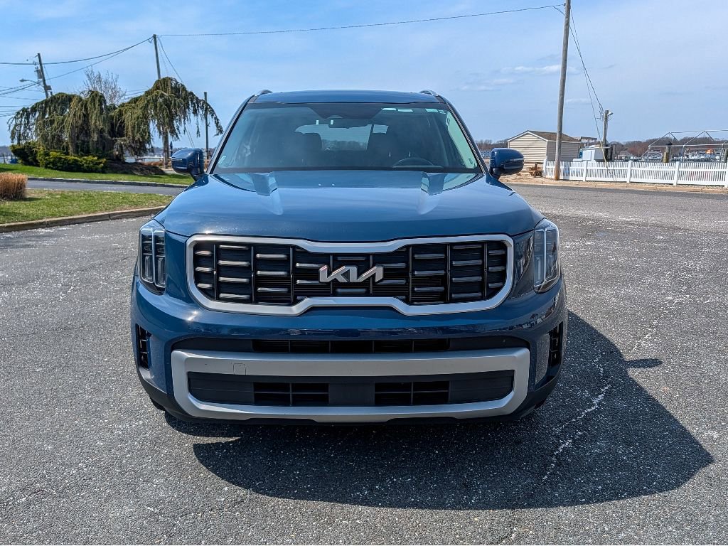 Used 2025 Kia Telluride S FWD image 2