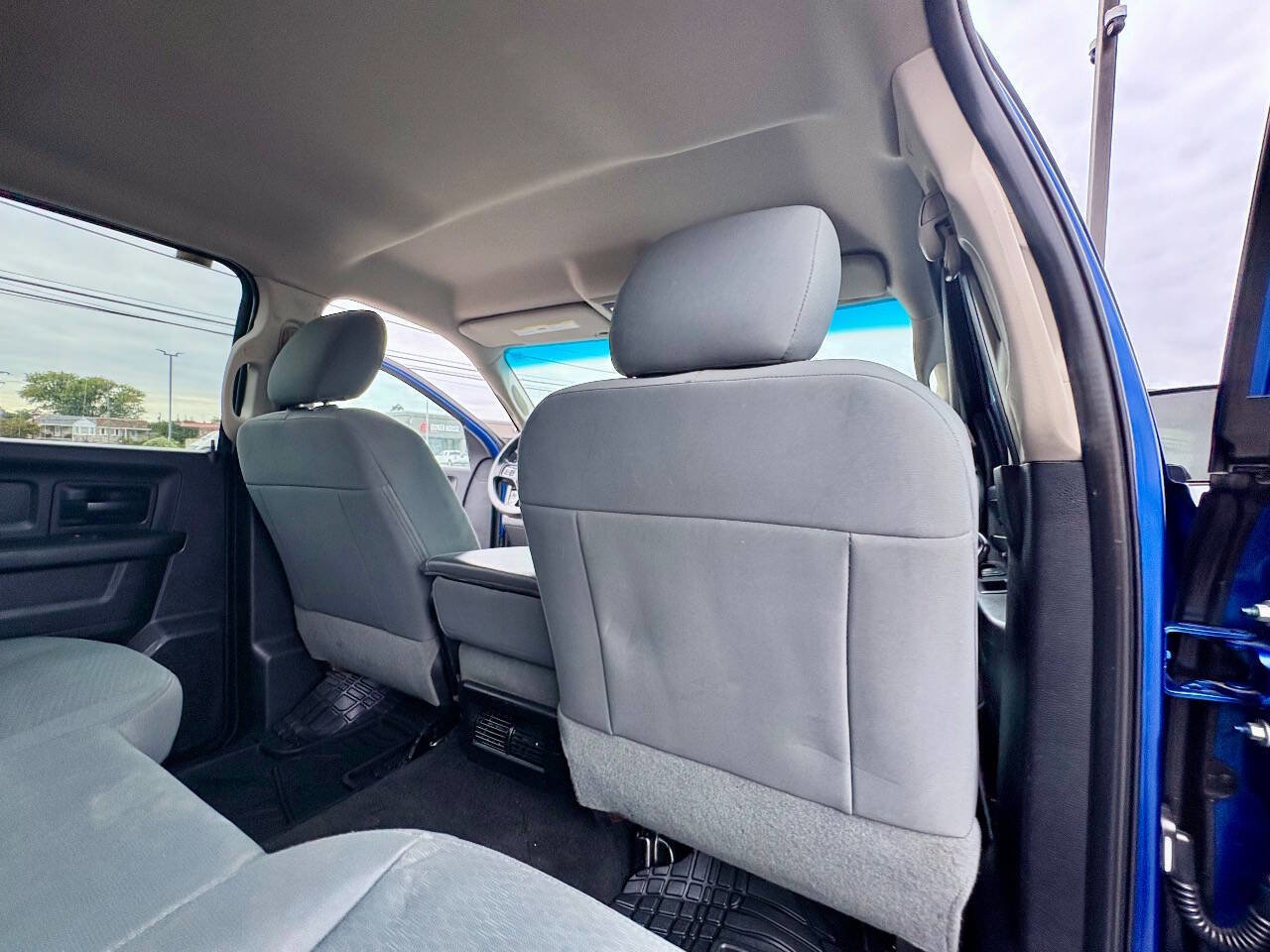 Used 2014 RAM 1500 ST w/ SXT Appearance Group image 24