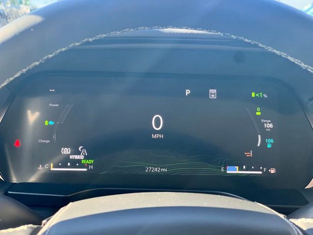 Used 2022 Jeep Grand Cherokee Overland w/ Advanced Protech Group III image 3