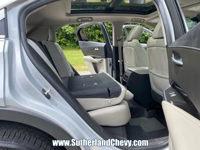 Used 2019 Cadillac XT4 Luxury w/ Cold Weather Package AWD/4WD image 39