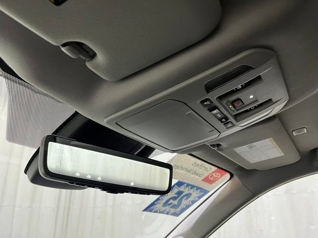 Certified 2025 Toyota Highlander Platinum AWD/4WD image 25
