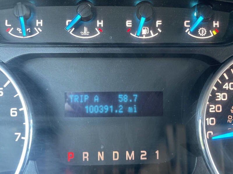 Used 2013 Ford F150 XLT w/ Trailer Tow Pkg image 14