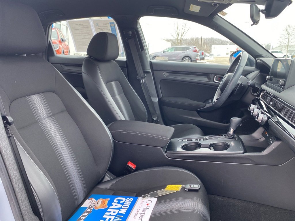 Used 2023 Honda Civic Sport image 11
