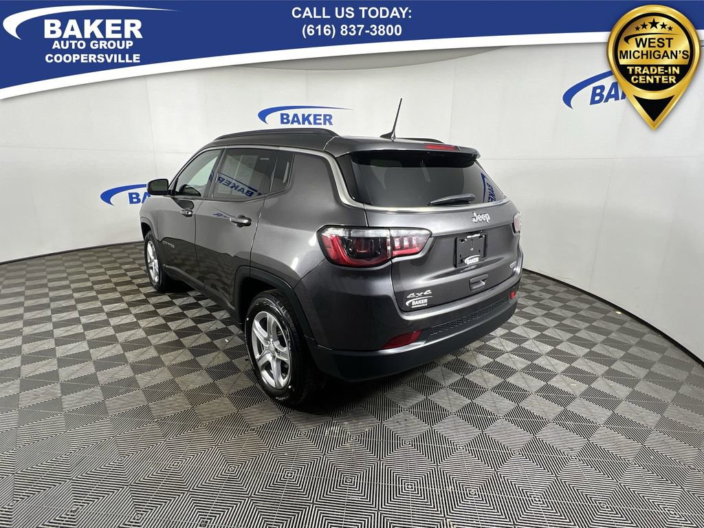 Used 2024 Jeep Compass Latitude w/ Convenience Group image 7