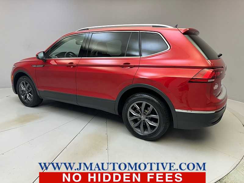 Used 2022 Volkswagen Tiguan SE image 3