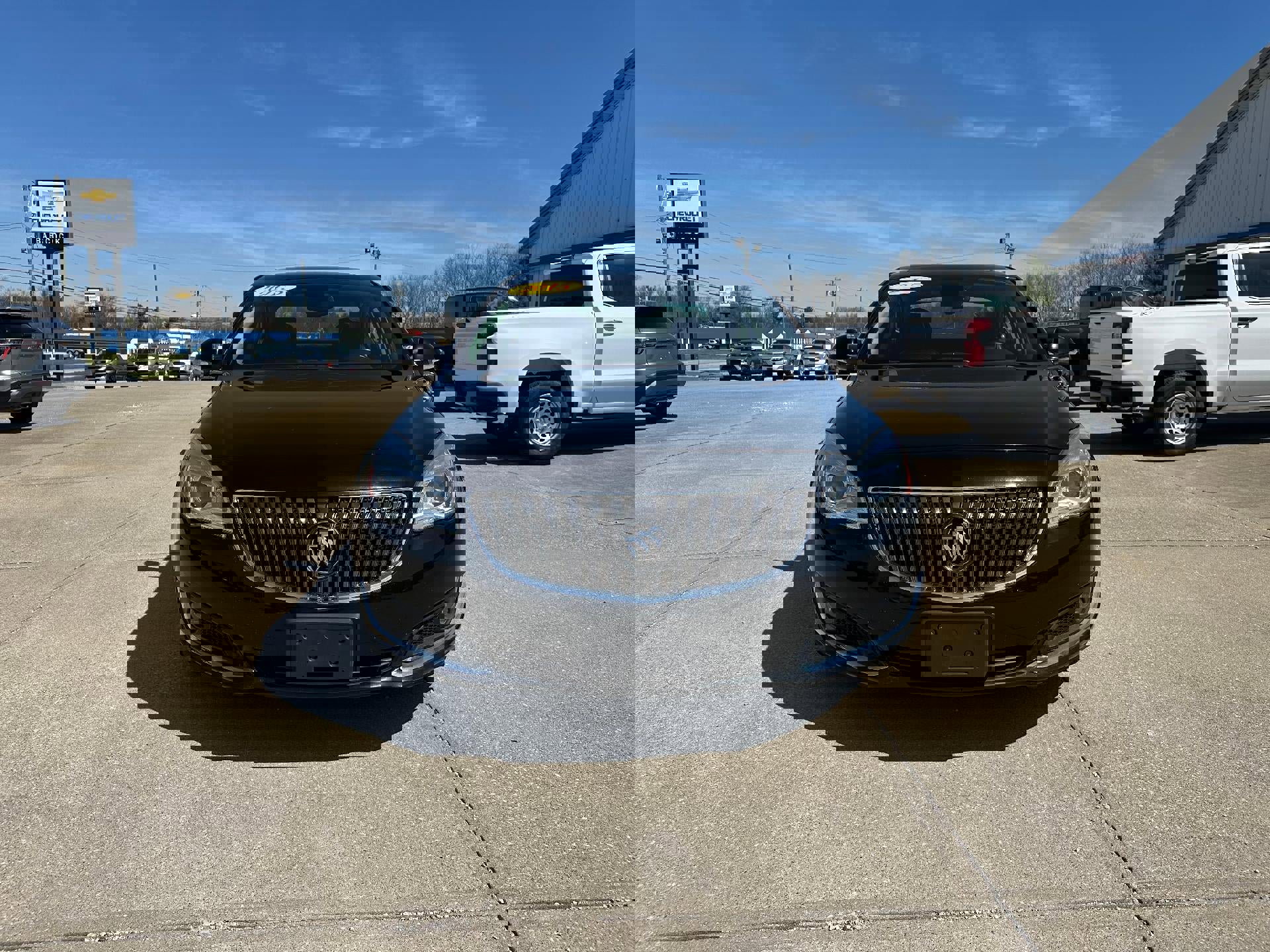 Used 2015 Buick Regal Premium w/ Experience Buick Package image 2