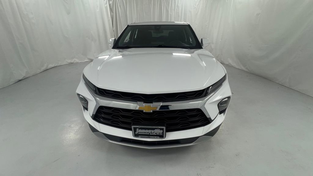 Used 2023 Chevrolet Blazer LT AWD/4WD image 8