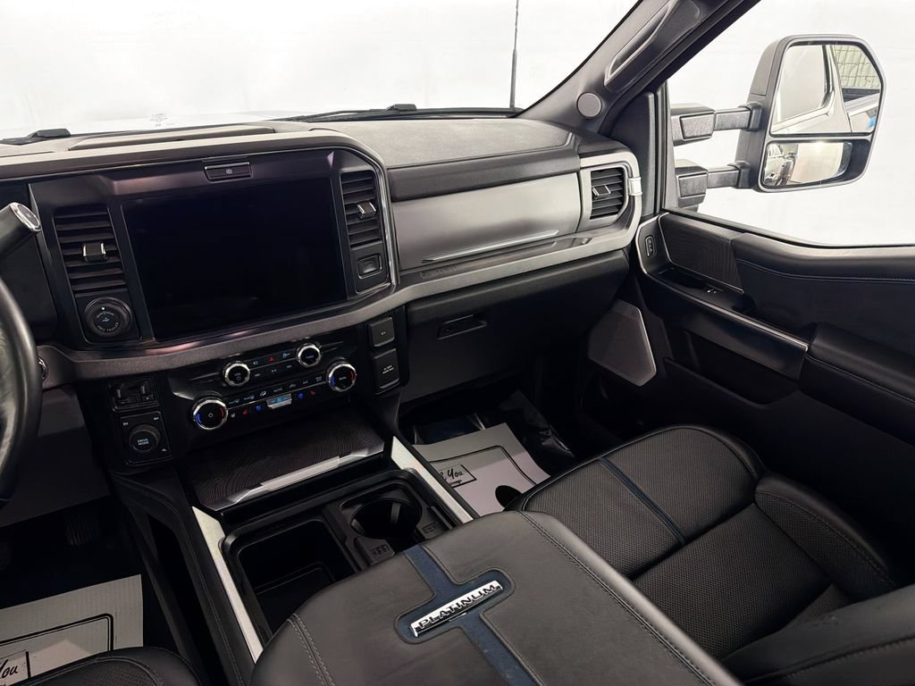 Used 2025 Ford F450 Platinum AWD/4WD image 25