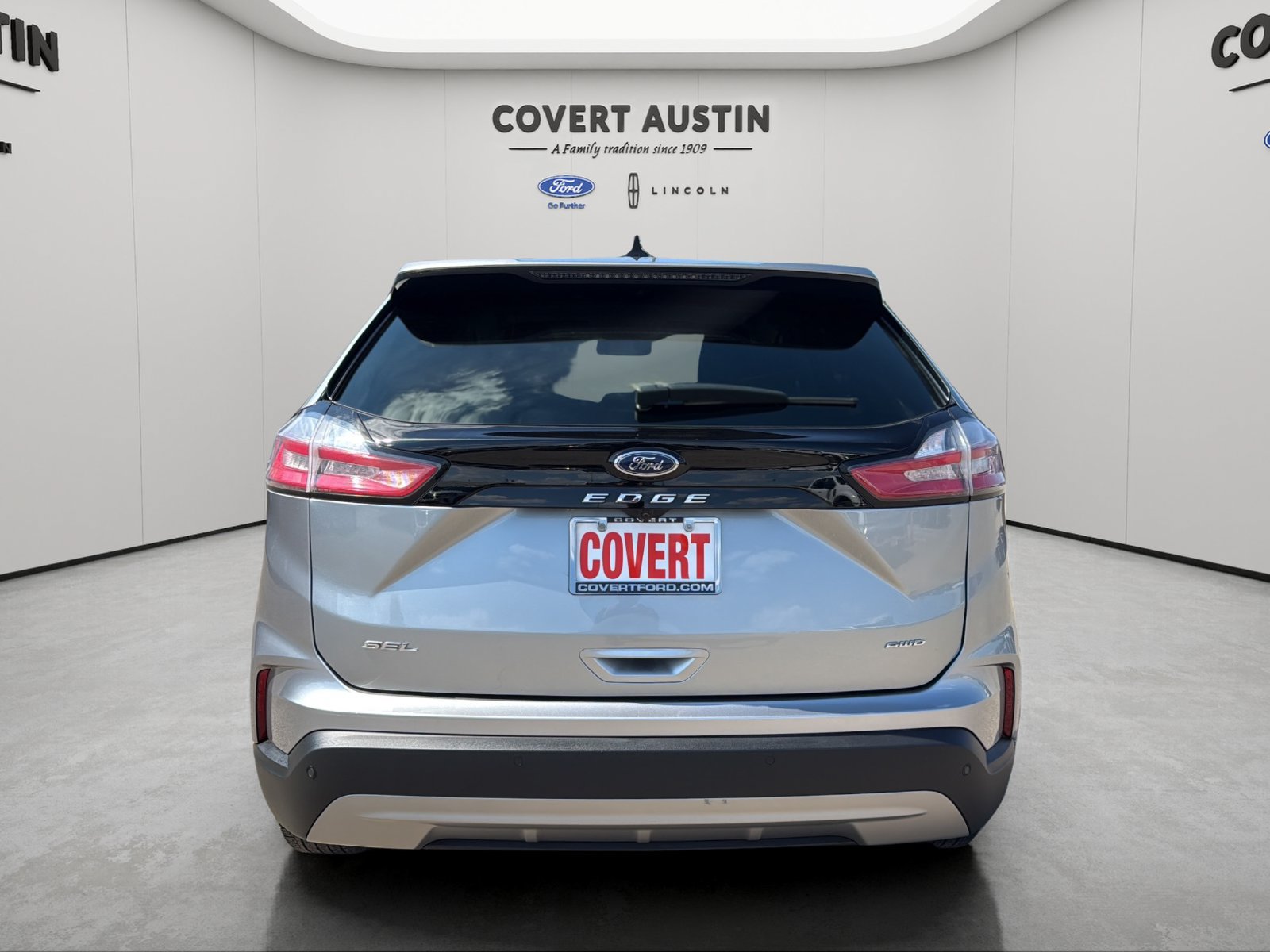 Used 2024 Ford Edge SEL AWD/4WD image 4