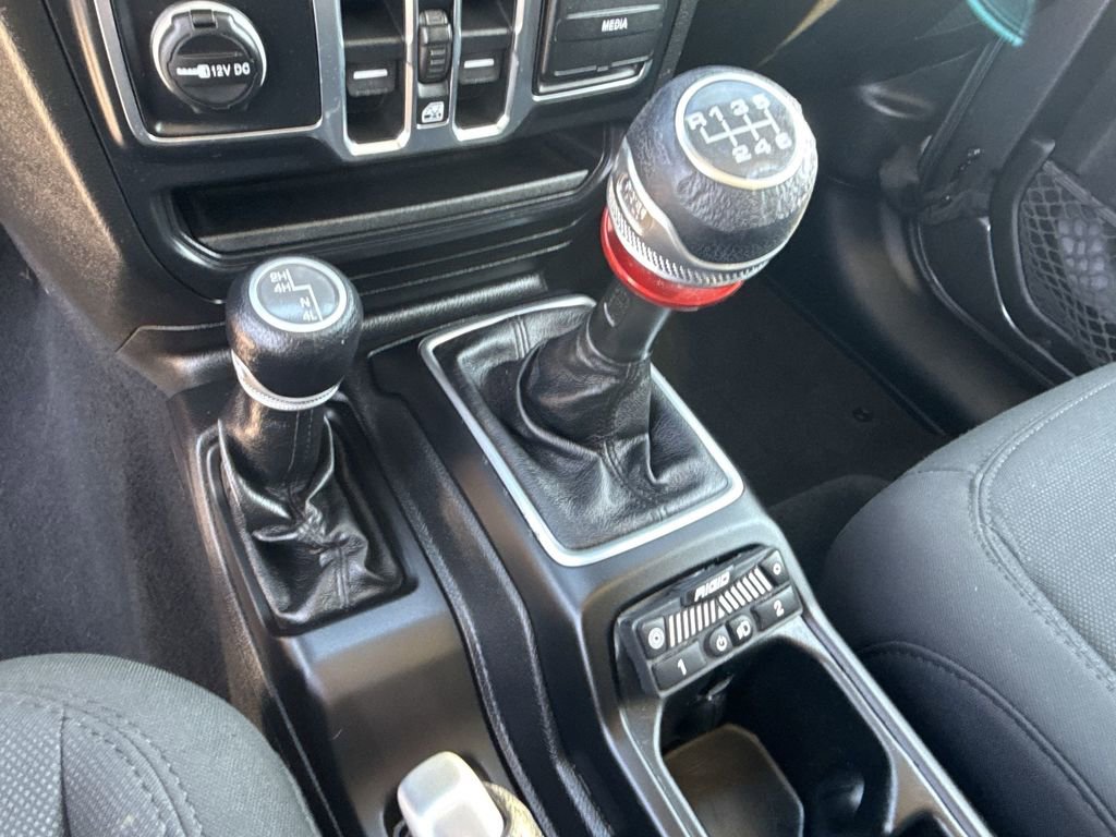 Used 2018 Jeep Wrangler Unlimited Sport S image 20