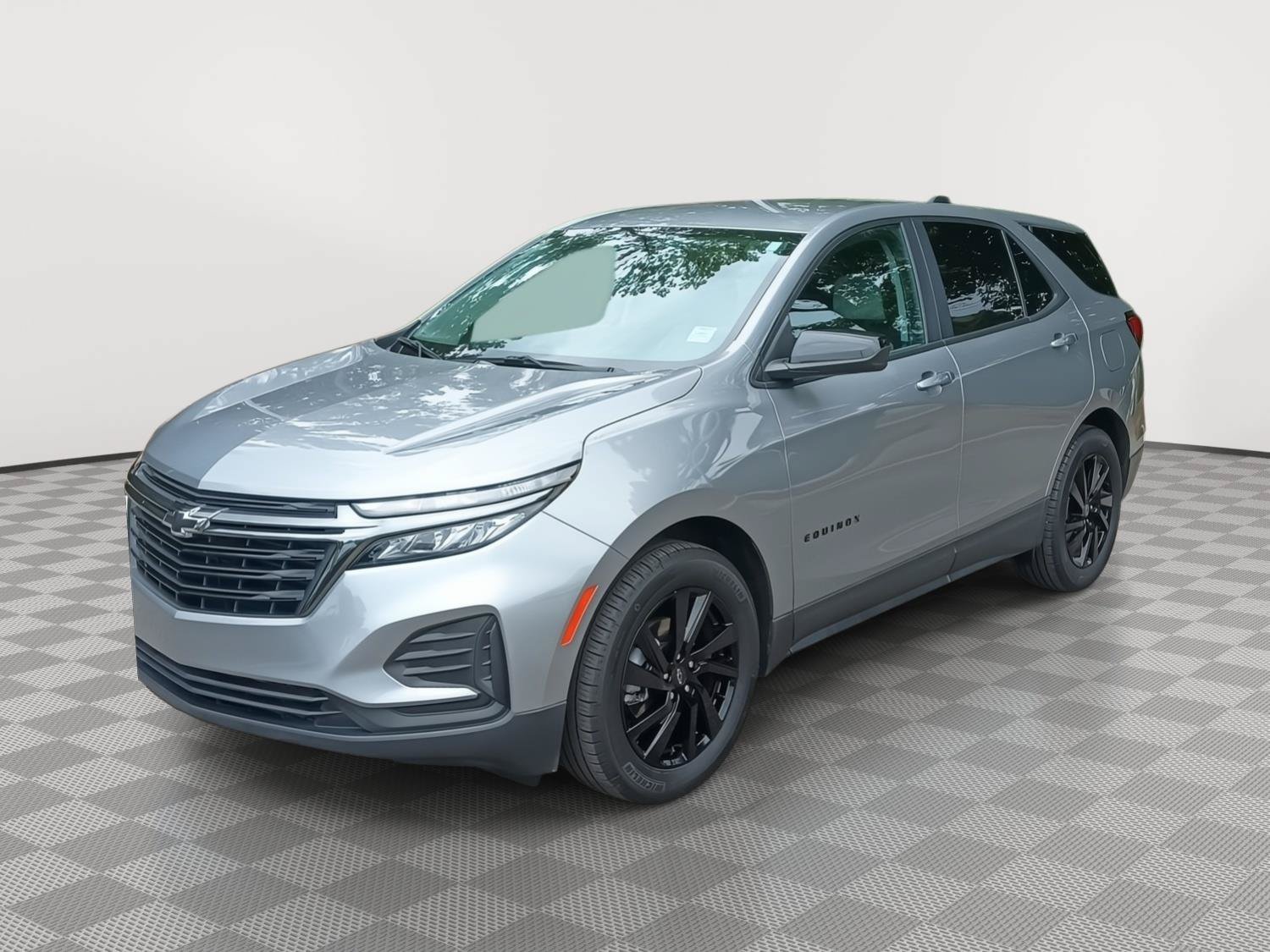 Used 2024 Chevrolet Equinox LS w/ LS Convenience Package