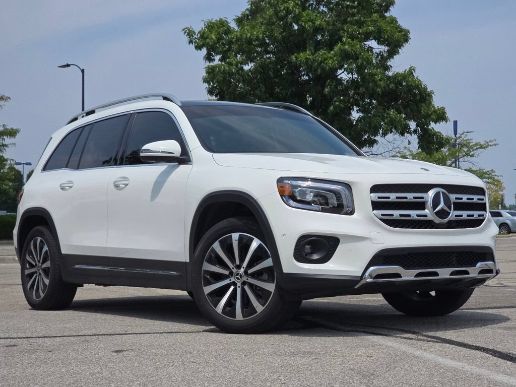 Certified 2023 Mercedes-Benz GLB 250 4MATIC image 2