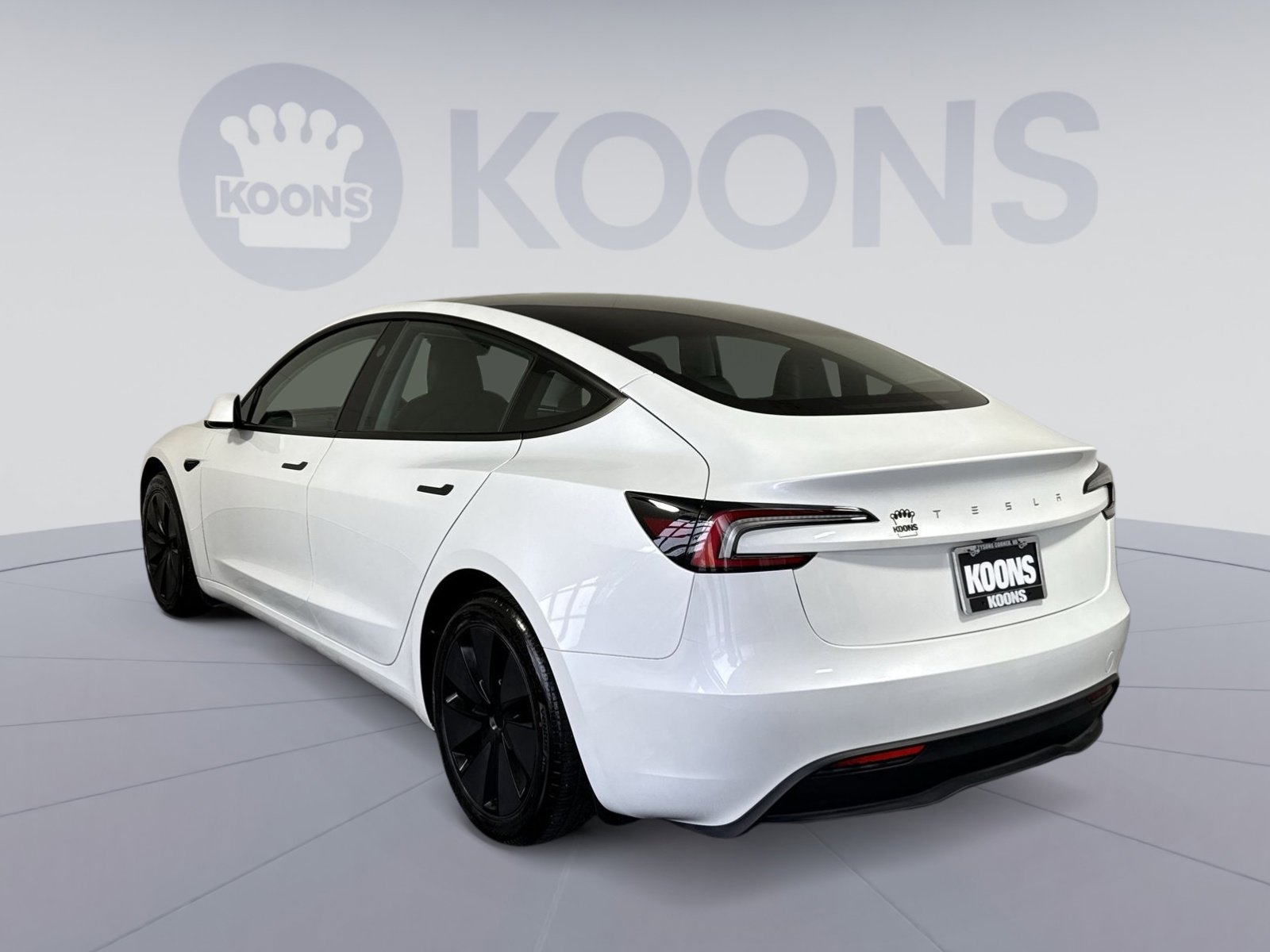 Used 2024 Tesla Model 3 Standard Range RWD image 4