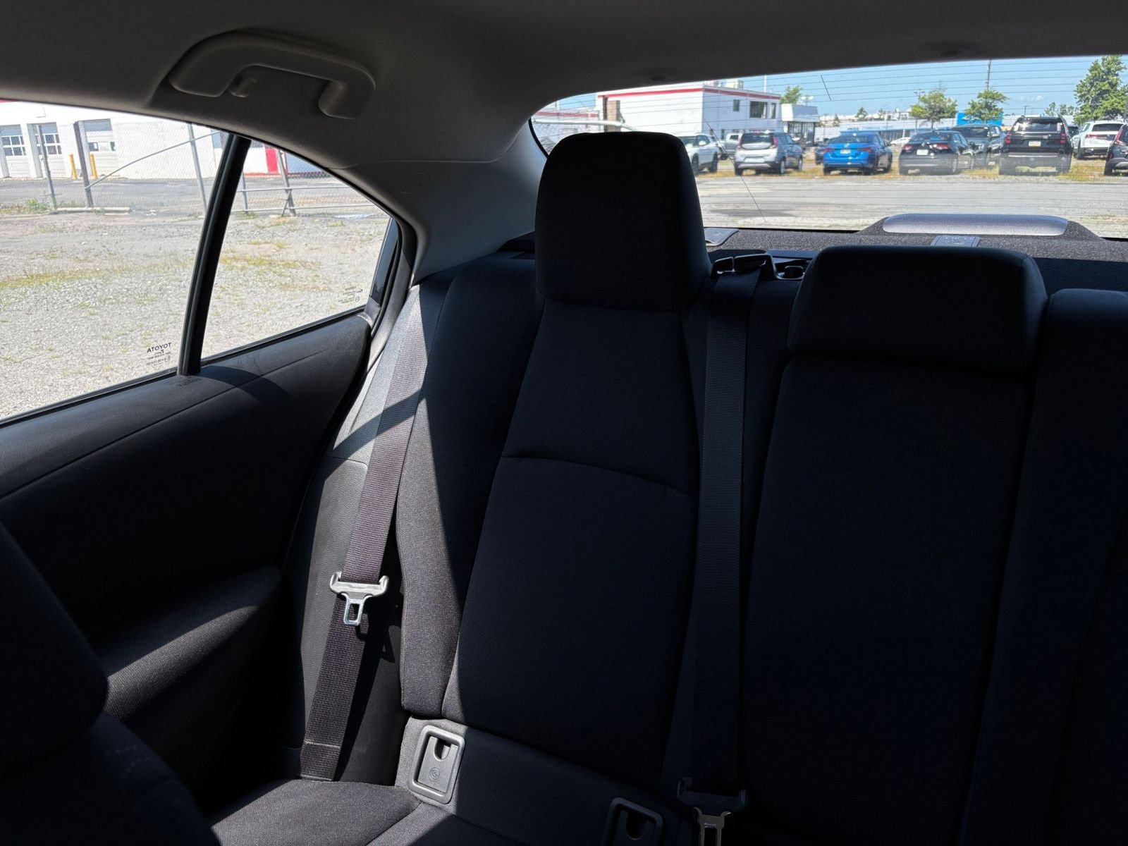 Used 2025 Toyota Corolla LE FWD image 34
