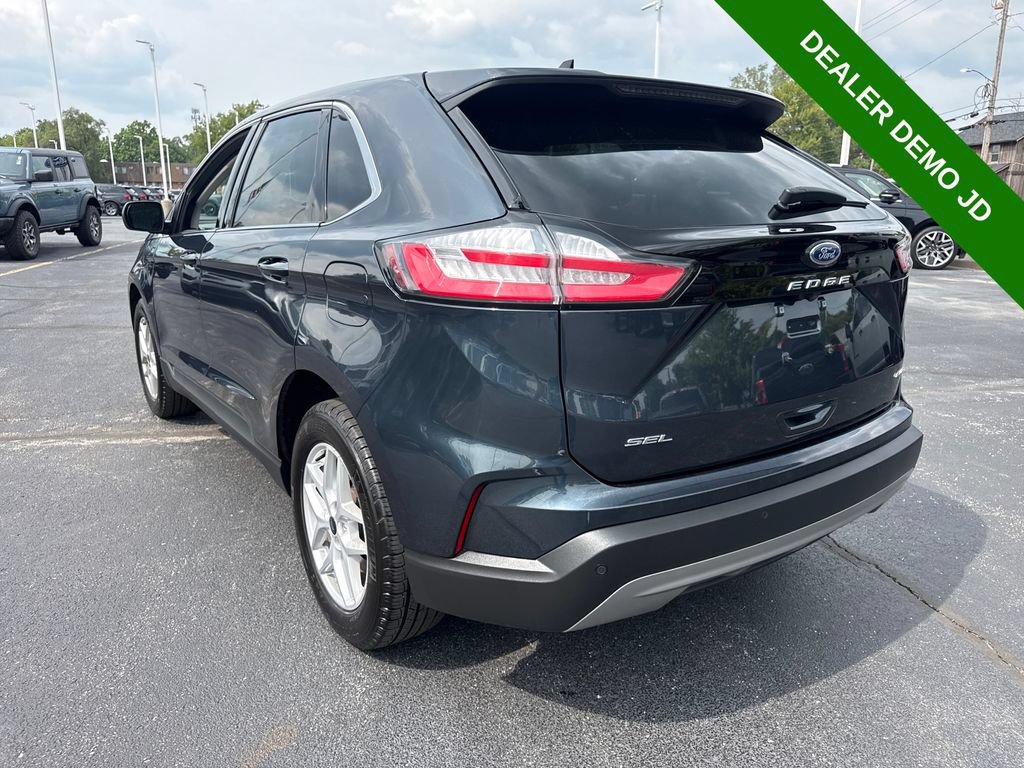 Used 2024 Ford Edge SEL w/ Convenience Package AWD/4WD image 8