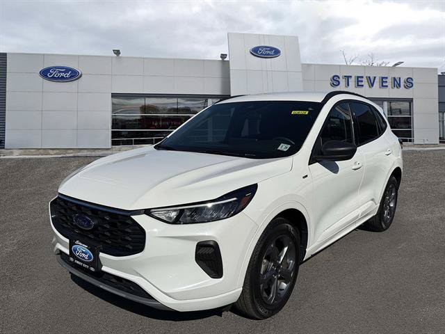 Certified 2024 Ford Escape ST-Line w/ Tech Pack #1 AWD/4WD image 2