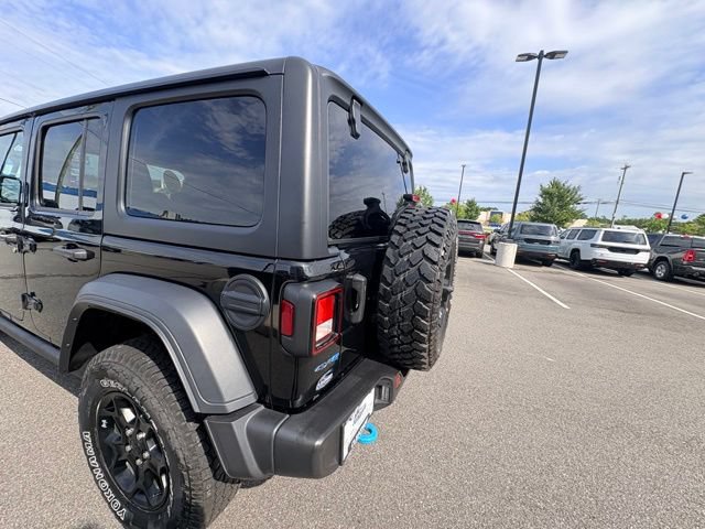 Used 2023 Jeep Wrangler Unlimited w/ Dual Top Group AWD/4WD image 6
