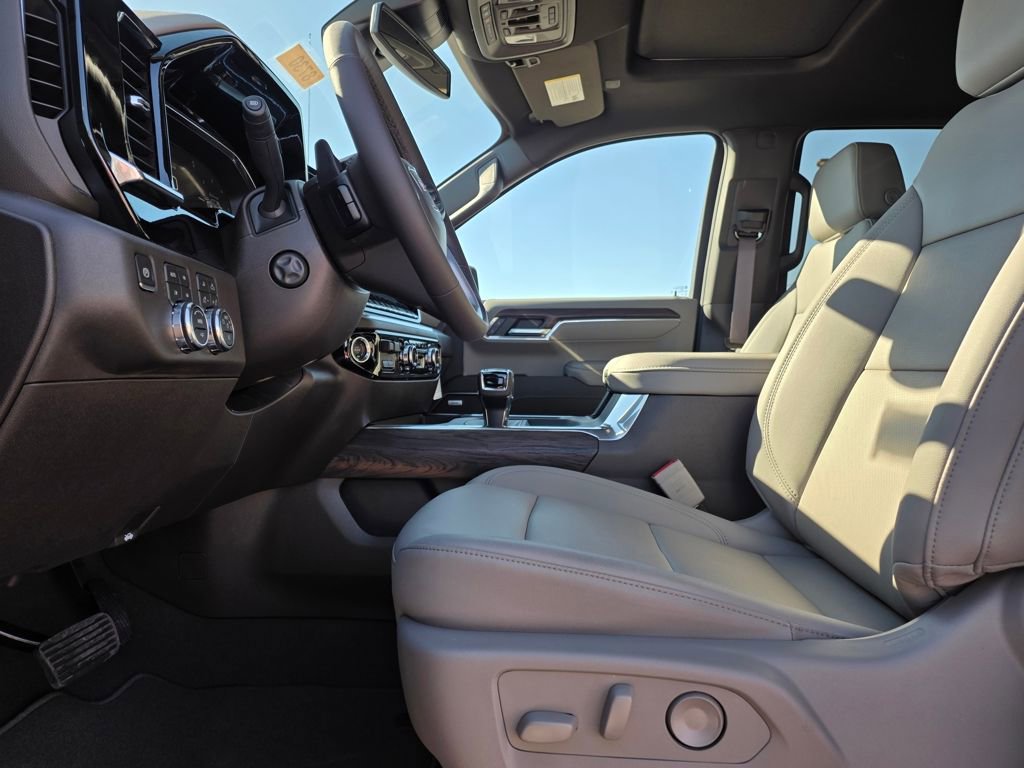 New 2026 GMC Sierra 1500 SLT w/ SLT Premium Package image 11
