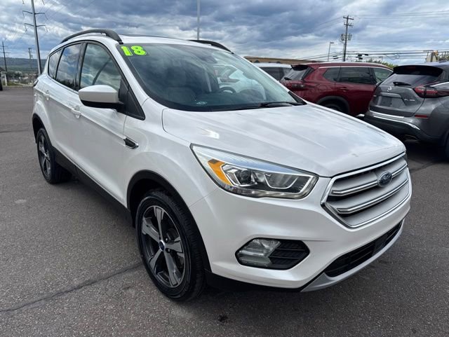 Used 2018 Ford Escape SEL w/ Ford Safe & Smart Package AWD/4WD image 3
