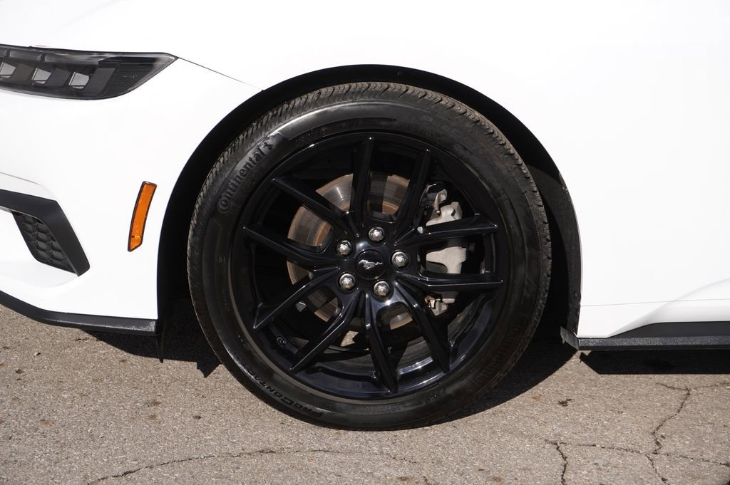Used 2024 Ford Mustang Premium image 10