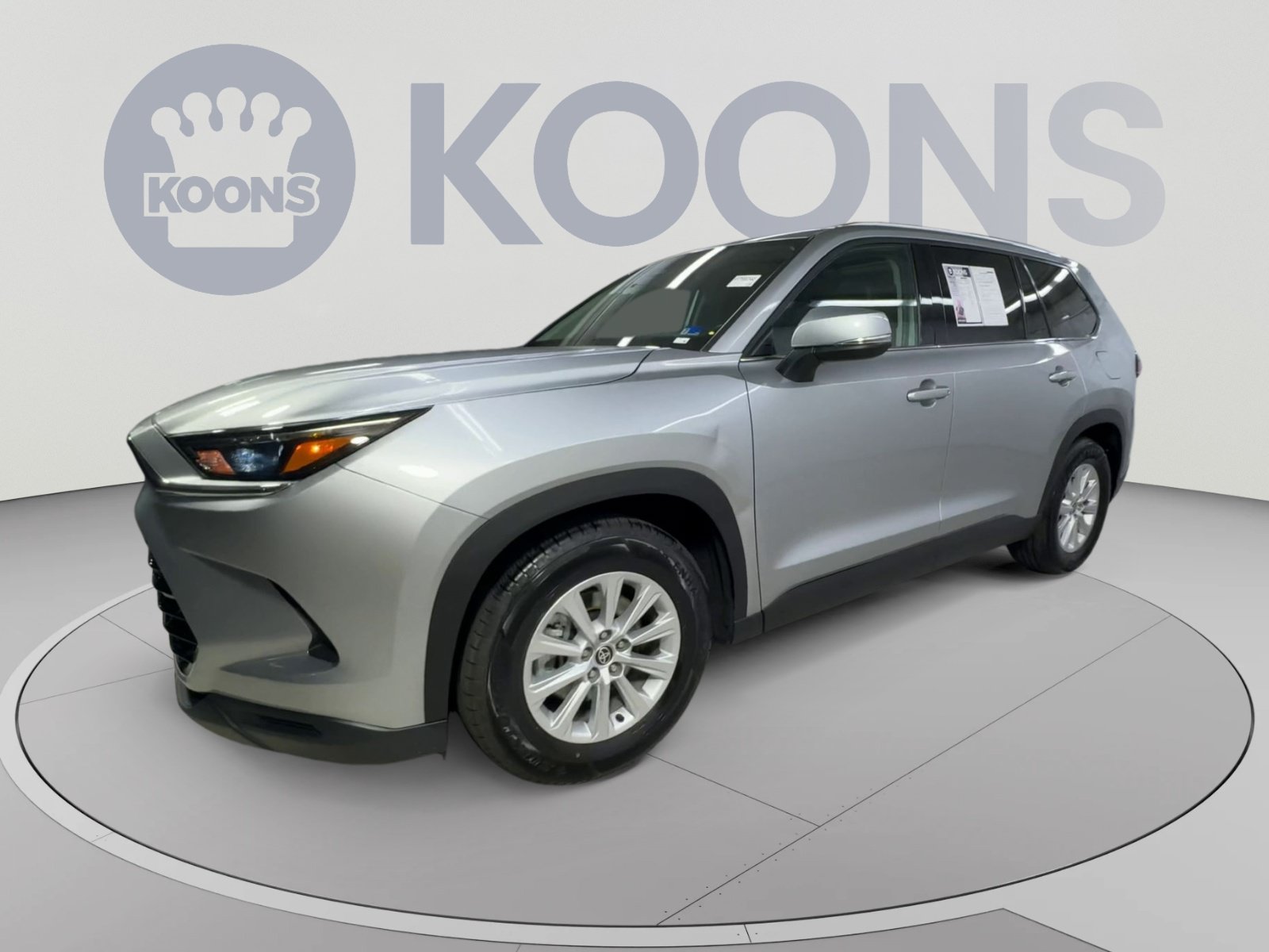 Used 2025 Toyota Grand Highlander FWD image 5