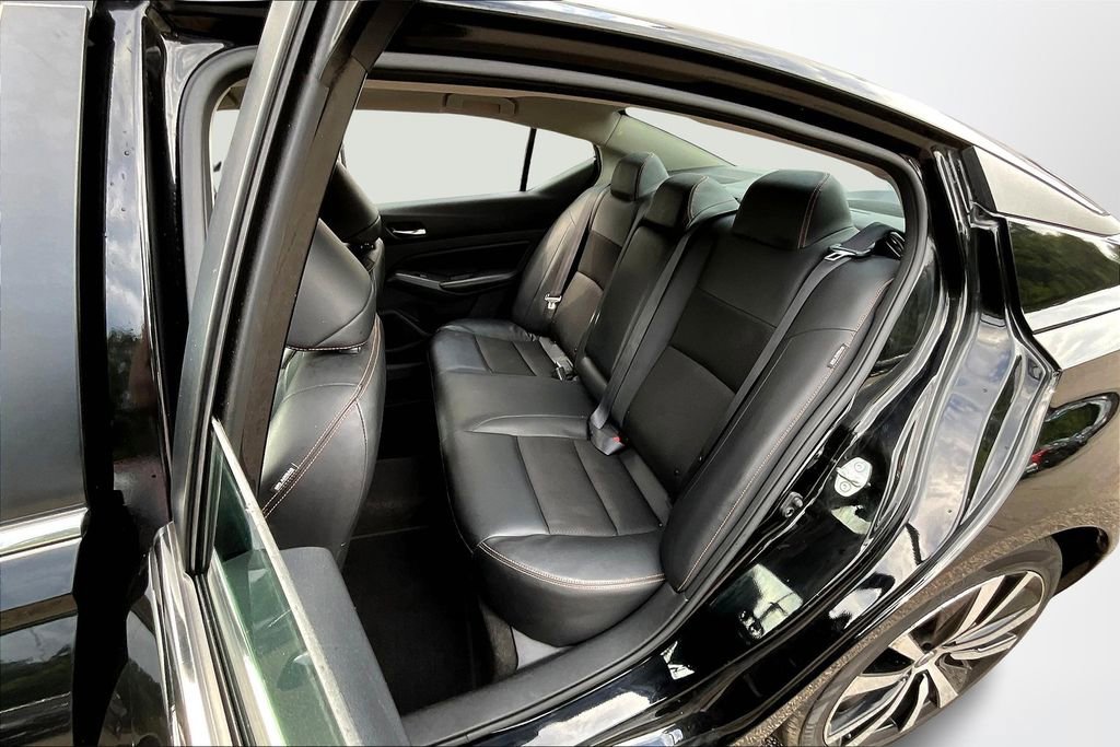 Used 2022 Nissan Altima 2.5 SR image 22