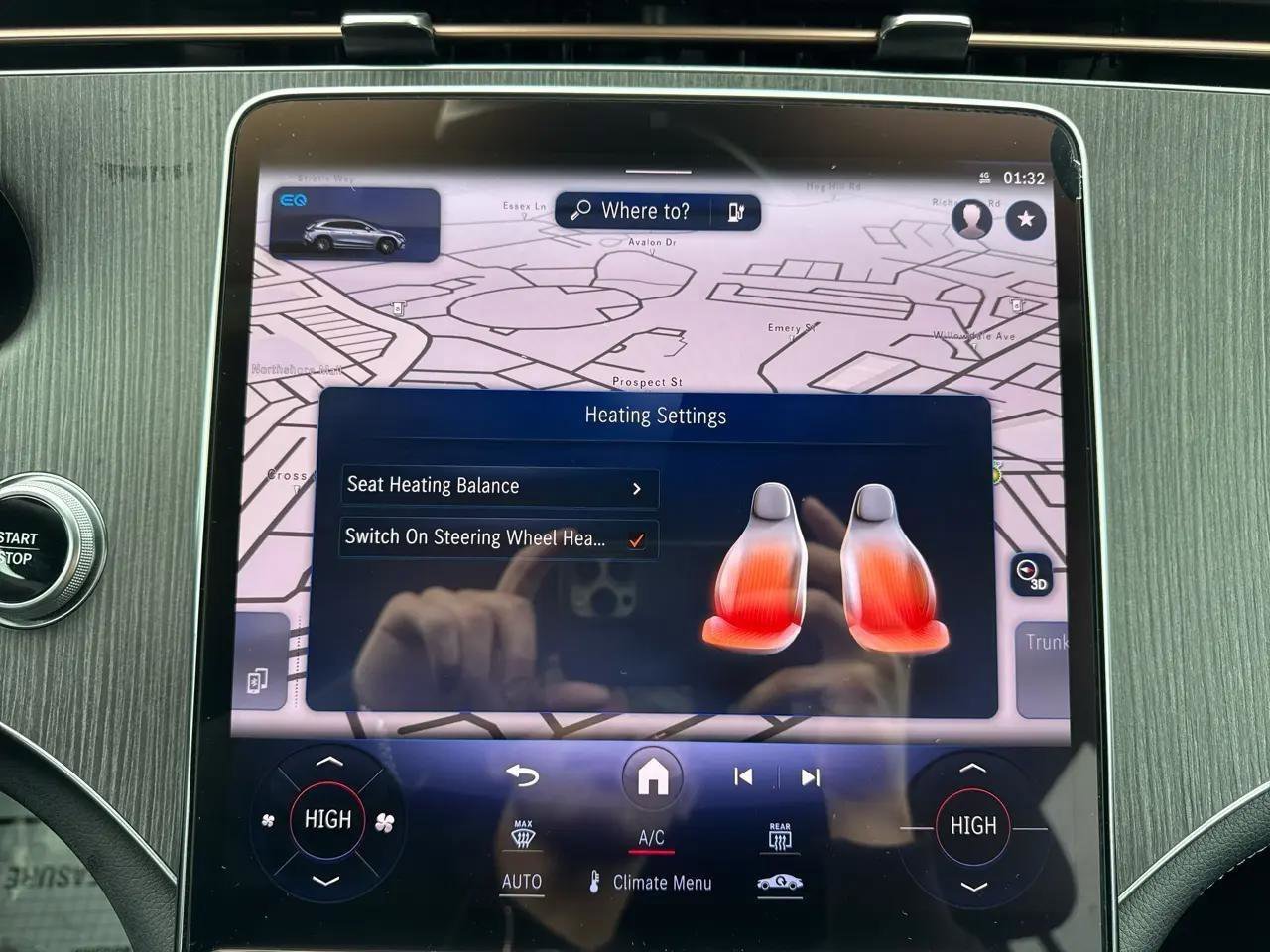 Used 2023 Mercedes-Benz EQE 350+ 4MATIC SUV w/ AMG Line Exterior Package image 59