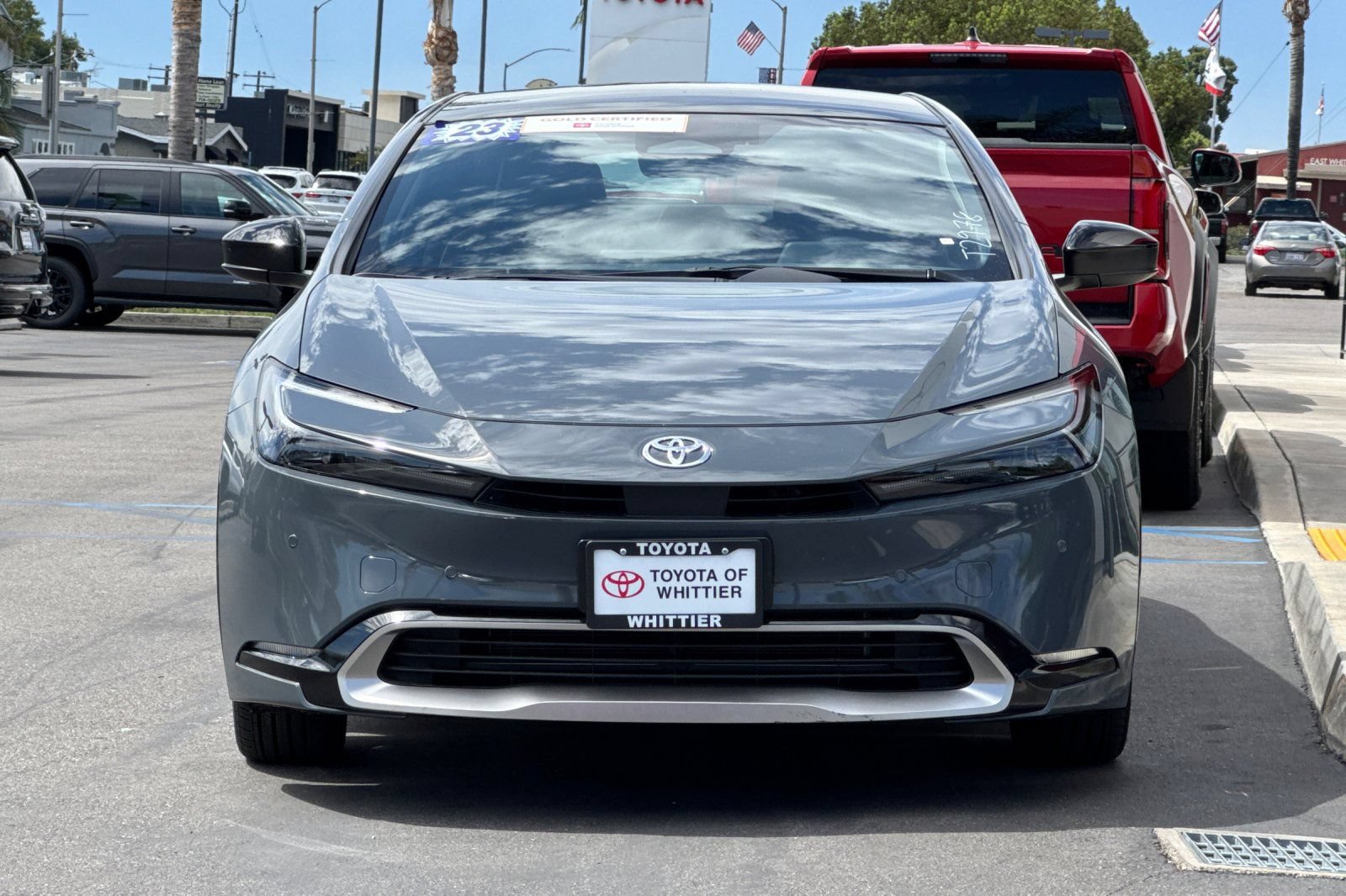 Used 2023 Toyota Prius Prime Premium FWD image 11
