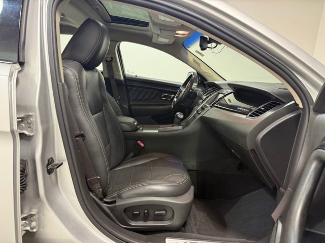 Used 2010 Ford Taurus Limited image 27