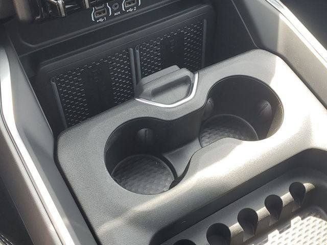 New 2026 RAM 2500 Laramie AWD/4WD image 29