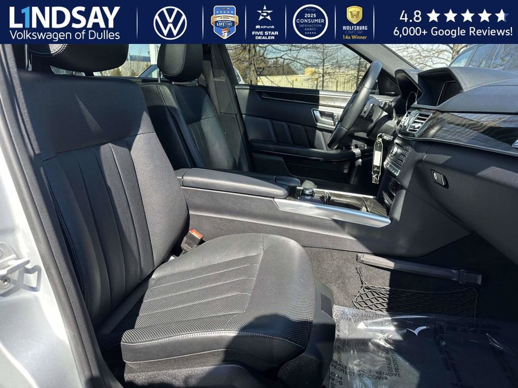 Used 2016 Mercedes-Benz E 400 4MATIC Sedan image 11