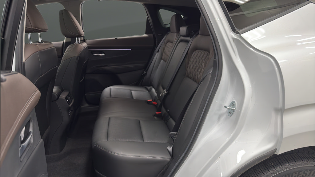 Used 2025 Nissan Murano Platinum w/ Cargo Package AWD/4WD image 23