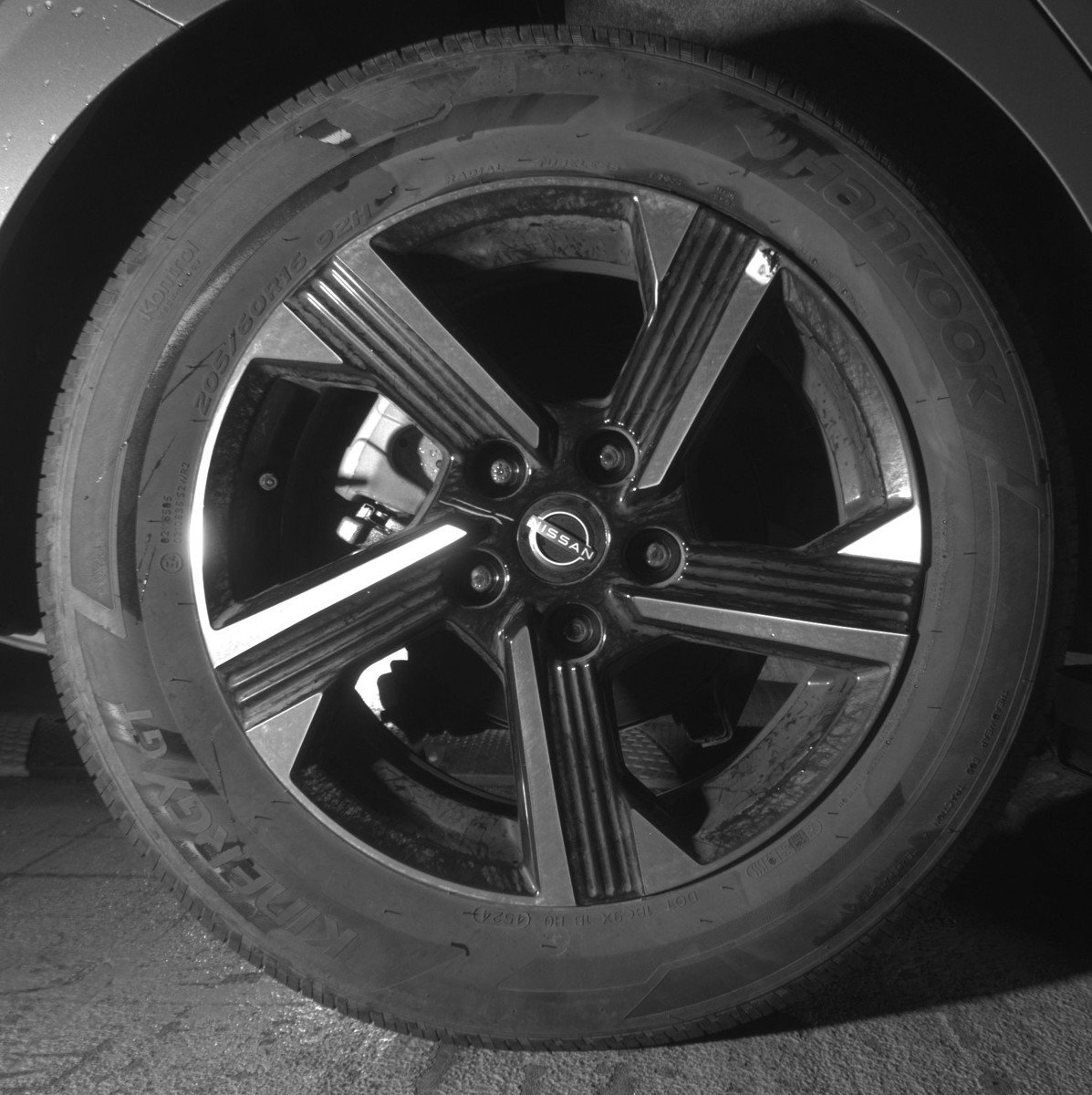 Used 2025 Nissan Sentra SV image 15