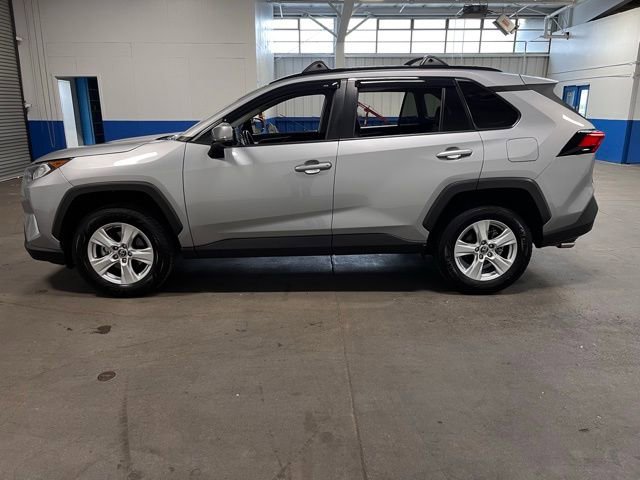 Used 2019 Toyota RAV4 XLE w/ Convenience Package AWD/4WD image 6