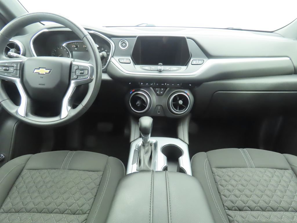 Used 2022 Chevrolet Blazer LT FWD image 13