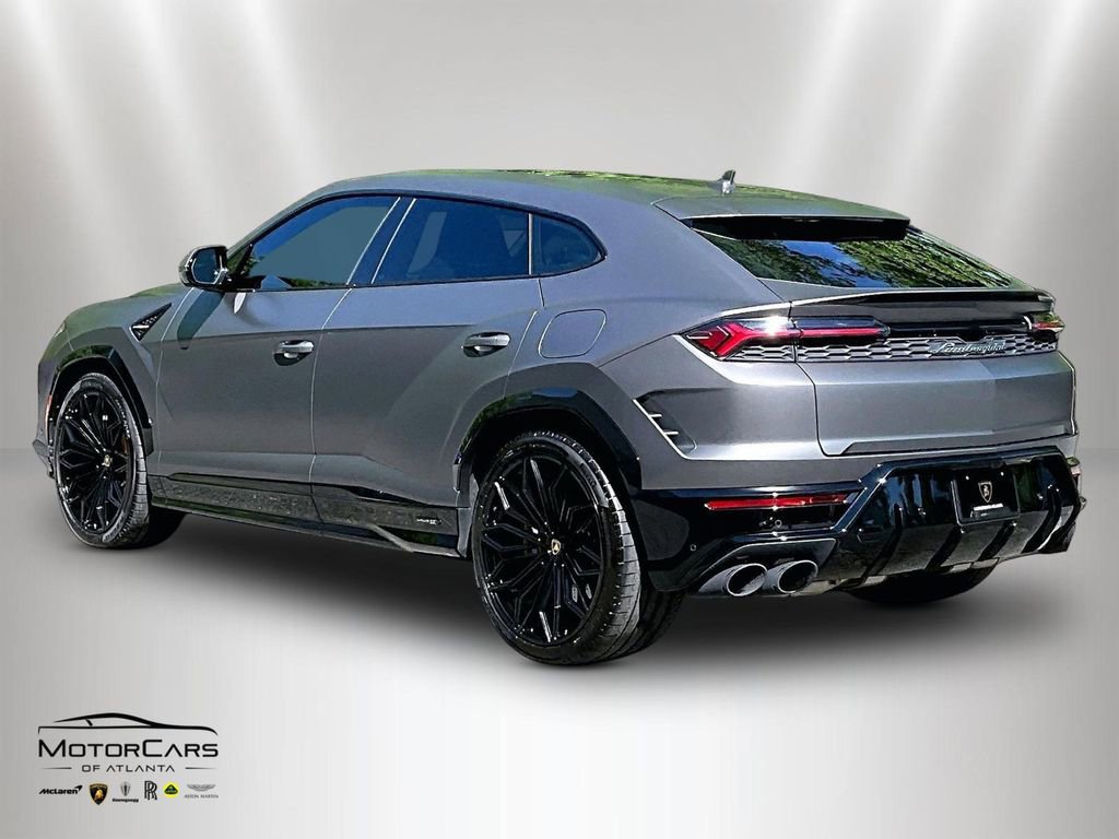 Used 2025 Lamborghini Urus SE image 11