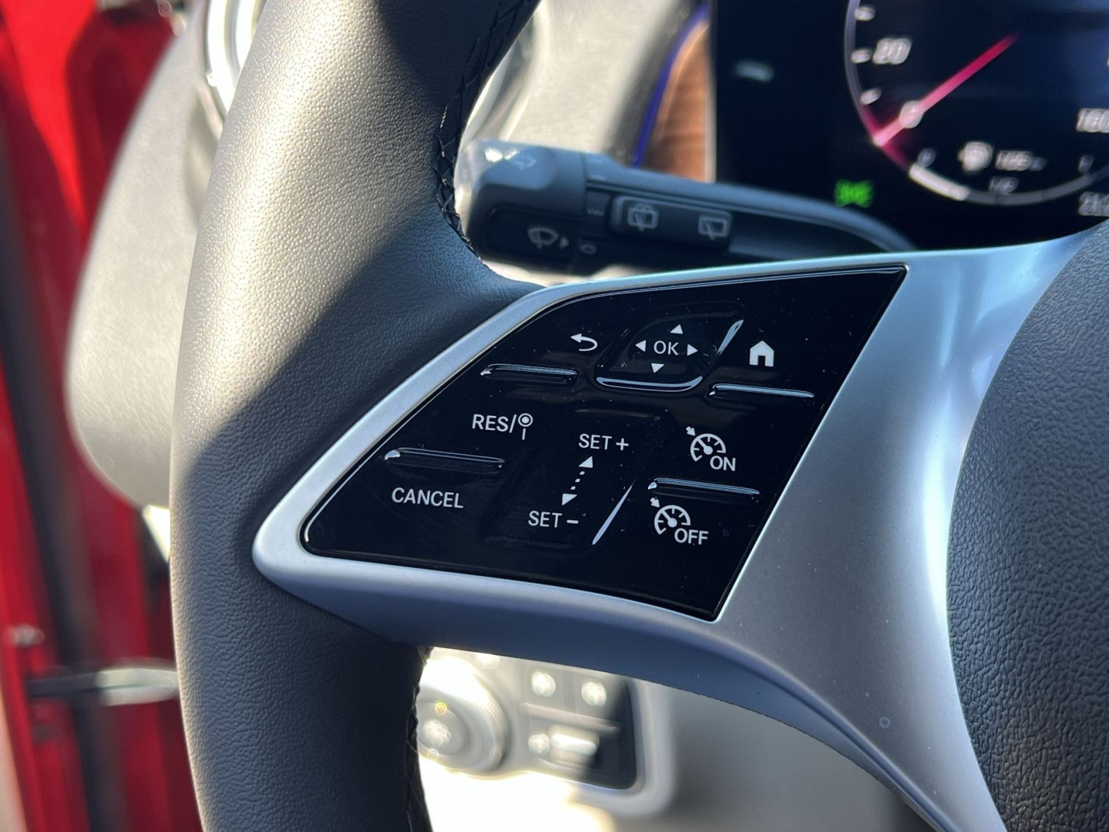 New 2026 Mercedes-Benz GLB 250 4MATIC image 36