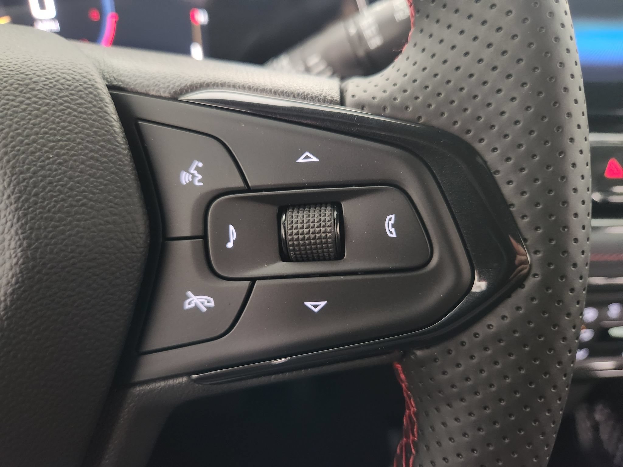 New 2026 Chevrolet TrailBlazer RS w/ Convenience Package FWD image 29
