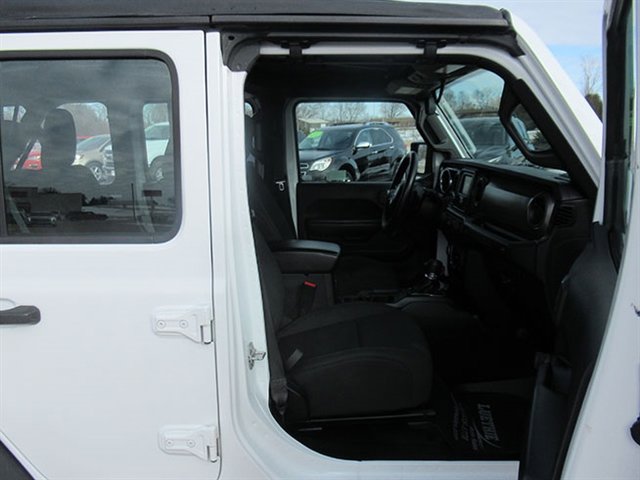 Used 2018 Jeep Wrangler Unlimited Sport image 13