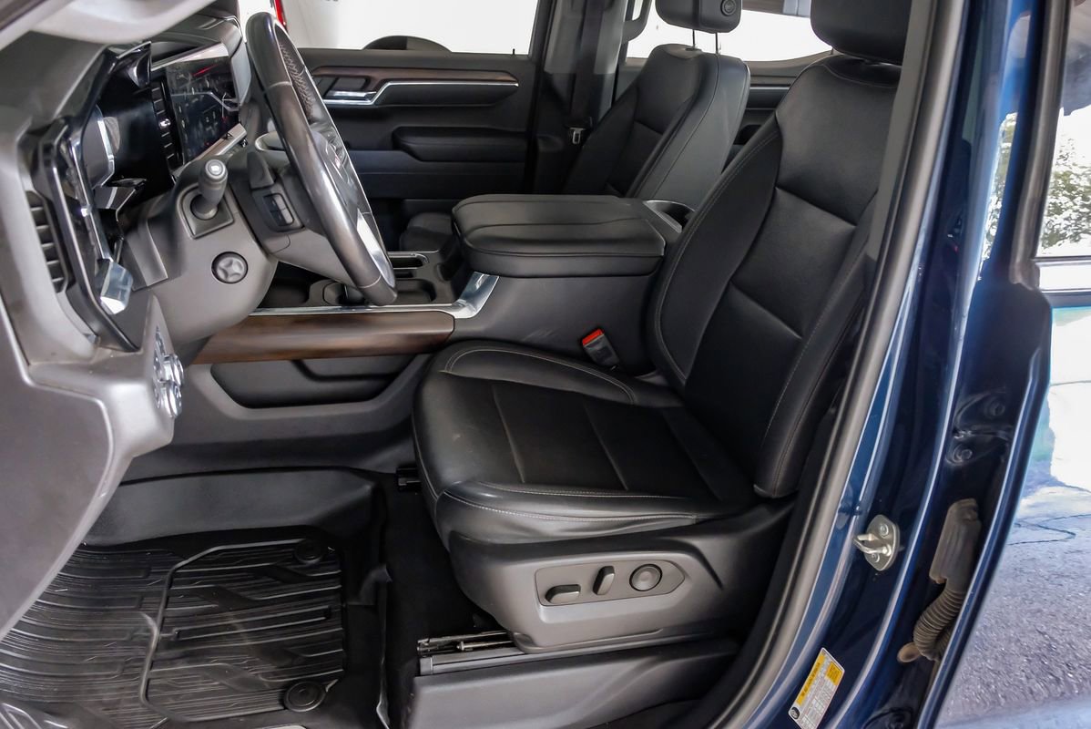 Used 2023 GMC Sierra 1500 SLT image 28