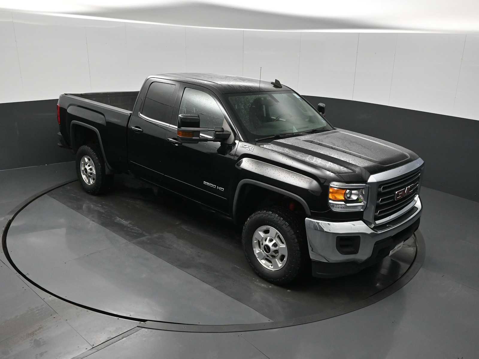 Used 2019 GMC Sierra 2500 SLE w/ Snow Plow Prep Package image 10