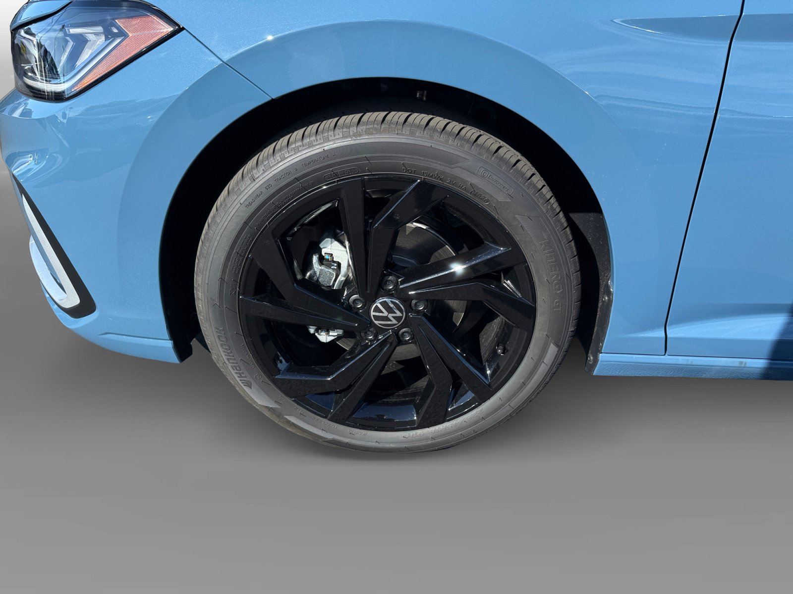 New 2027 Volkswagen Jetta SE FWD image 9