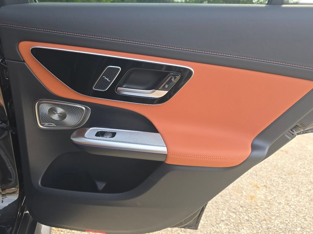 New 2027 Mercedes-Benz GLC 300 4MATIC image 24